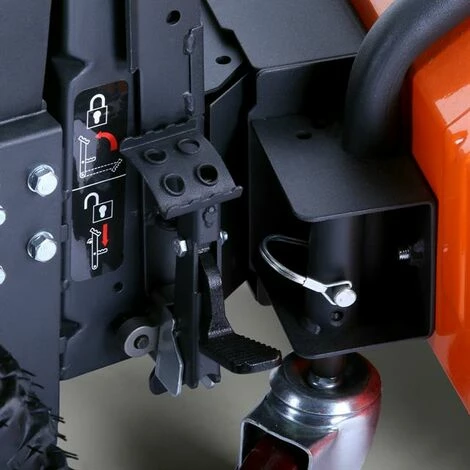 FUXTEC Benzin Kehrmaschine FX-KM196 FUXTEC Benzin Kehrmaschine FX-KM196 -FUXTEC SHOP 9035993 2